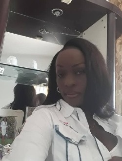 Niçoise's profile, a single 34-year-old a woman in Brazzaville