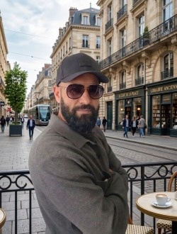 Karim's profile, a single 41-year-old a man in Paris