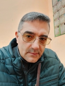 Salim's profile, a single 51-year-old a man in Constantine