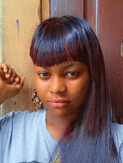 Nadia Ruth Rebecca's profile, a single 24-year-old a woman in Toulouse