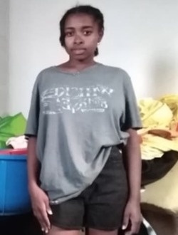 Simonette's profile, a single 21-year-old a woman in Toamasina