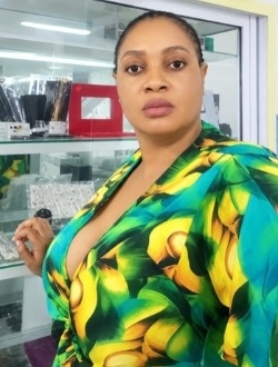 Mborong's profile, a single 40-year-old a woman in Malabo