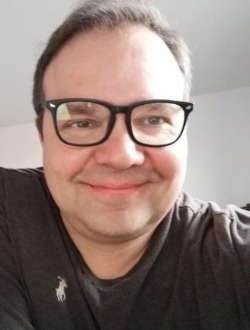 Alex's profile, a single 45-year-old a man in Québec