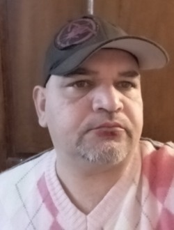 Monder's profile, a single 47-year-old a man in Tunis