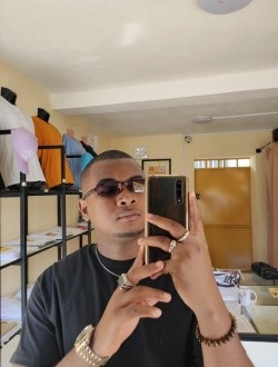 profile picture 0