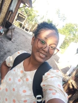 Anias's profile, a single 21-year-old a woman in Toamasina
