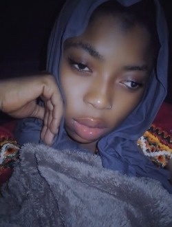 Amina's profile, a single 22-year-old a woman in Cotonou