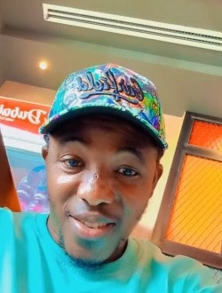 Selasie's profile, a single 35-year-old a man in Accra