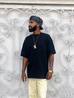 Nicolas's profile, a single 30-year-old a man in Yaoundé