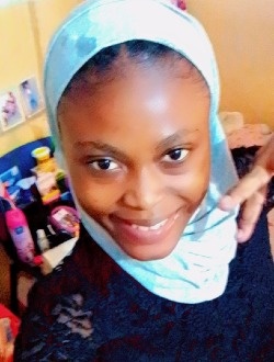 Edvie's profile, a single 19-year-old a woman in Brazzaville