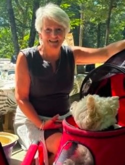 Lucie's profile, a single 63-year-old a woman in Saint-Lambert