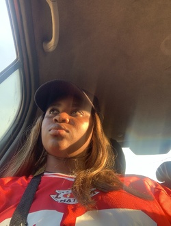 Océane's profile, a single 23-year-old a woman in Yaoundé