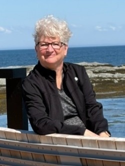 Line's profile, a single 70-year-old a woman in Blainville