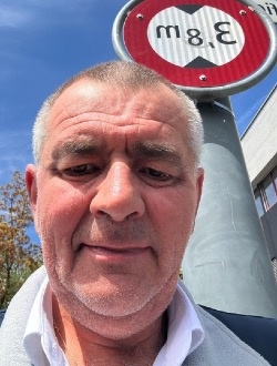 Pierre-Alain's profile, a single 58-year-old a man in Montreux