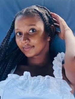 Alydah's profile, a single 23-year-old a woman in Antananarivo