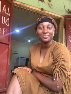 Berline's profile, a single 24-year-old a woman in Yaoundé