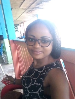 Huguette's profile, a single 38-year-old a woman in Akono