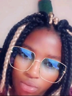 Adele's profile, a single 26-year-old a woman in Ahala