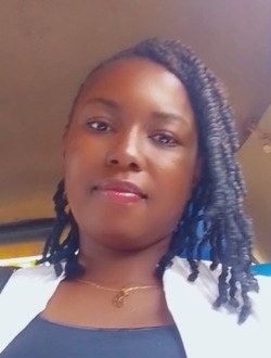 Christine's profile, a single 27-year-old a woman in Yaoundé