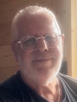 Denis's profile, a single 69-year-old a man in Sallanches