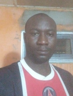 Issa's profile, a single 33-year-old a man in Abadou