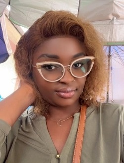 Raïssa's profile, a single 31-year-old a woman in Yaoundé