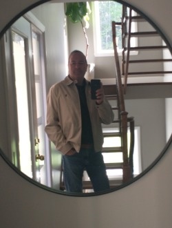 Sunny's profile, a single 56-year-old a man in Québec