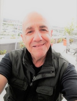 Yan's profile, a single 67-year-old a man in Greenfield Park