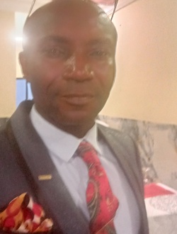Le Superlatif's profile, a single 52-year-old a man in Brazzaville