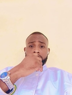Hans's profile, a single 32-year-old a man in Yaoundé
