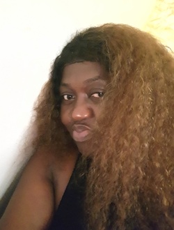 Viviane's profile, a single 39-year-old a woman in Nkourom-Centre