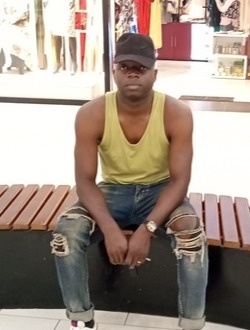 Rodrigue's profile, a single 33-year-old a man in Yaoundé
