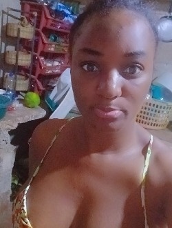 Louise's profile, a single 28-year-old a woman in Yaoundé