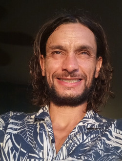profile picture 0