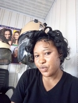 Tee's profile, a single 38-year-old a woman in Lagos