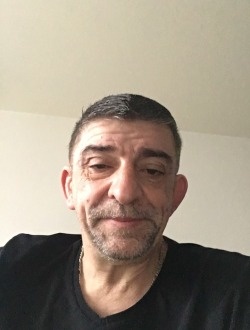 Emmanuel's profile, a single 54-year-old a man in Agen