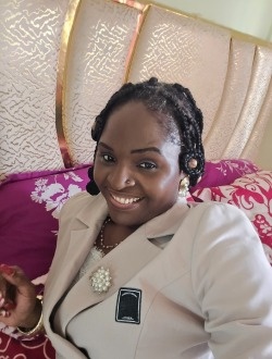 Clarisse's profile, a single 36-year-old a woman in Abang