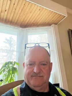 Dany's profile, a single 60-year-old a man in Montréal-Ouest