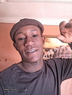 Jdiggle's profile, a single 22-year-old a man in Johannesburg CBD