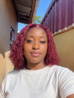Ariane's profile, a single 22-year-old a woman in Nkourom-Centre