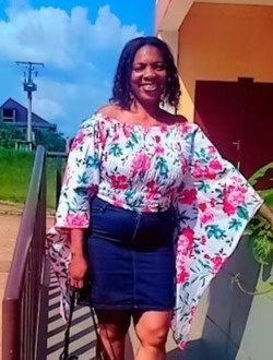 Stéphanie's profile, a single 31-year-old a woman in Messa