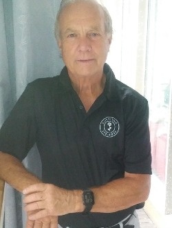 Miles's profile, a single 68-year-old a man in Lachine