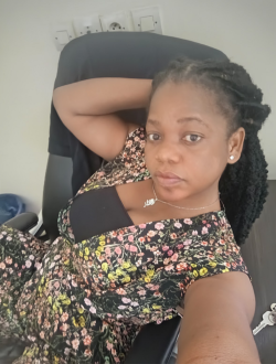 Célia's profile, a single 0-year-old a woman in Lomé