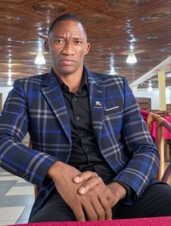 Polsky's profile, a single 35-year-old a man in Yaoundé