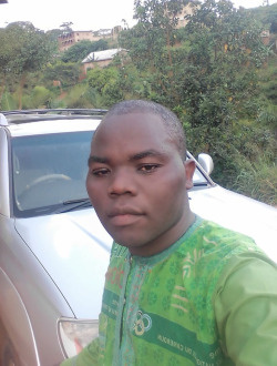John's profile, a single 35-year-old a man in Yaoundé