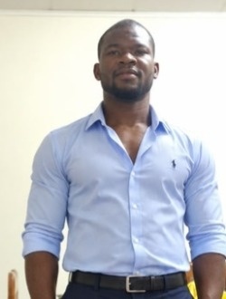 Yannis's profile, a single 28-year-old a man in Yaoundé