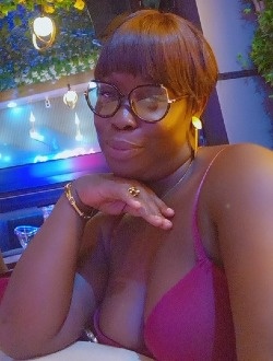 Lareinedetoncoeur's profile, a single 32-year-old a woman in Yaoundé