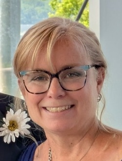 Chantal's profile, a single 54-year-old a woman in Saint-Constant
