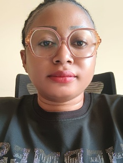 Valerie's profile, a single 33-year-old a woman in Yaoundé