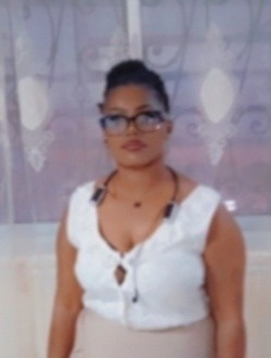 Jenny's profile, a single 38-year-old a woman in Yaoundé